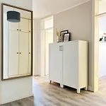 Modernes Designer-apartment Fuer 7 Gaeste - 80qm In Zentraler Lage, Self-check-in Apartment Karlsruhe