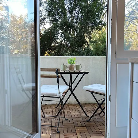 Modernes Designer-apartment Fuer 7 Gaeste - 80qm In Zentraler Lage, Self-check-in Karlsruhe
