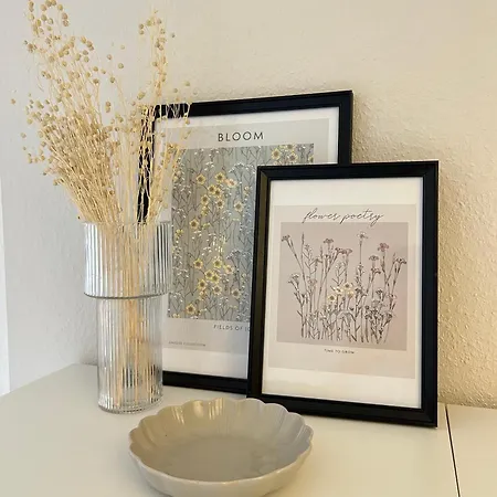 Modernes Designer-apartment Fuer 7 Gaeste - 80qm In Zentraler Lage, Self-check-in Apartment Karlsruhe